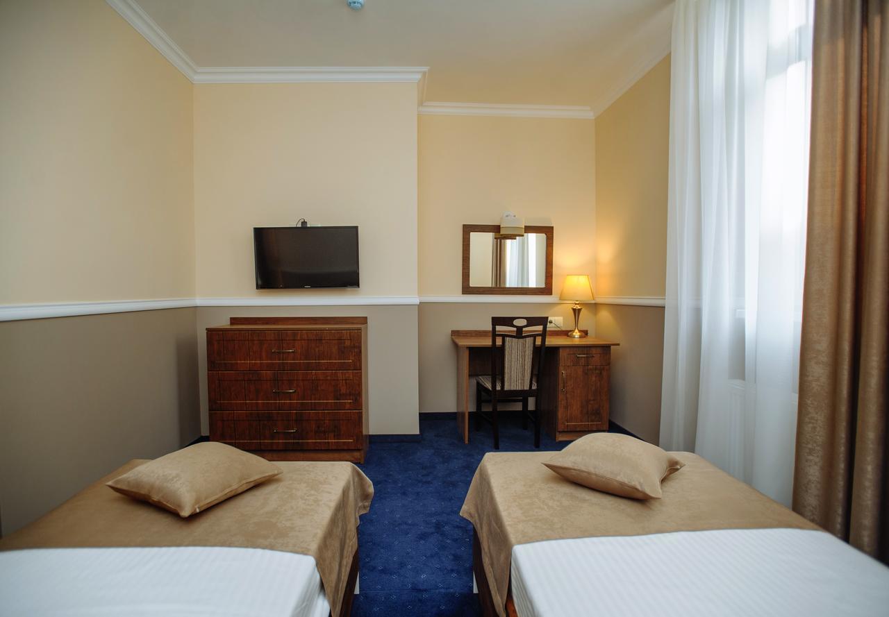 Astoria Hotell Chisinau Eksteriør bilde