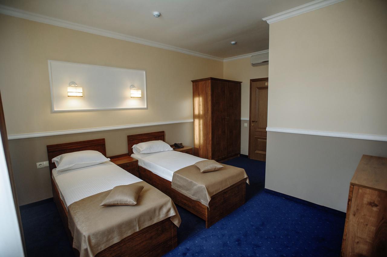 Astoria Hotell Chisinau Eksteriør bilde