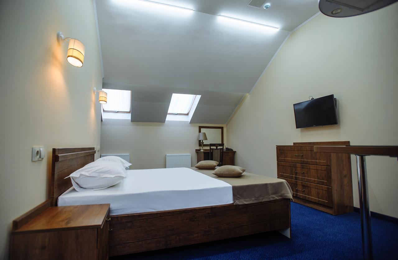 Astoria Hotell Chisinau Eksteriør bilde