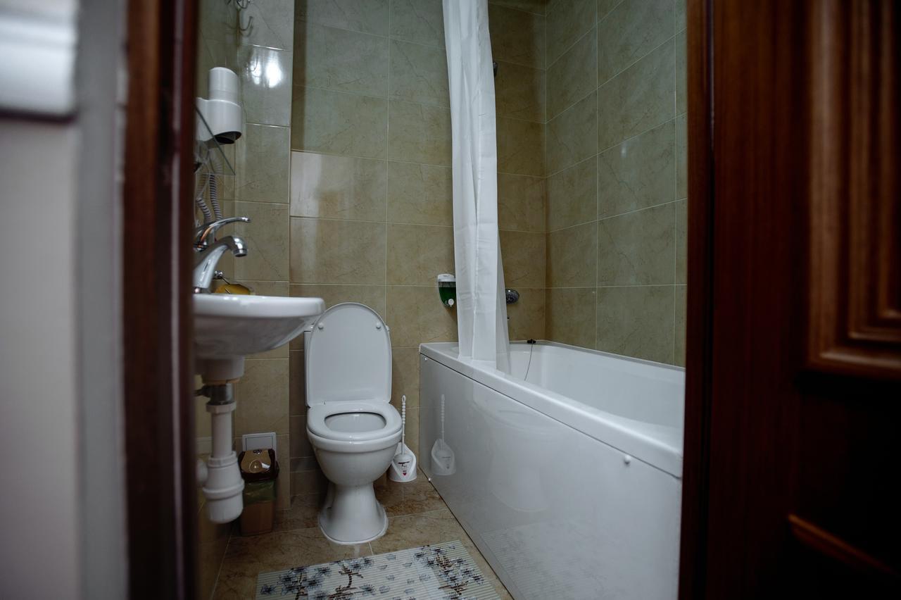 Astoria Hotell Chisinau Eksteriør bilde