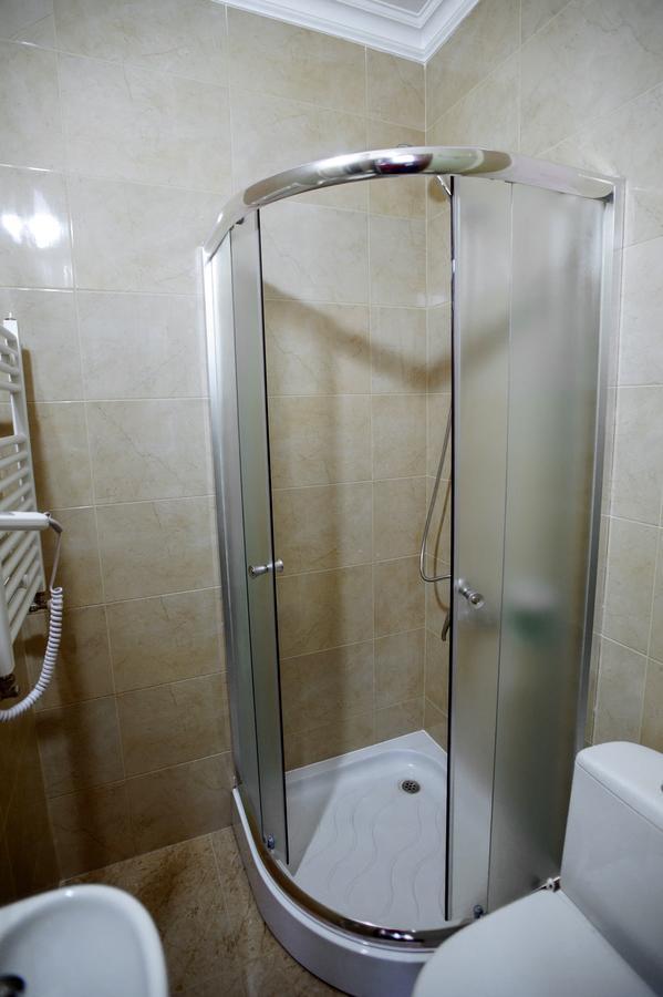 Astoria Hotell Chisinau Eksteriør bilde