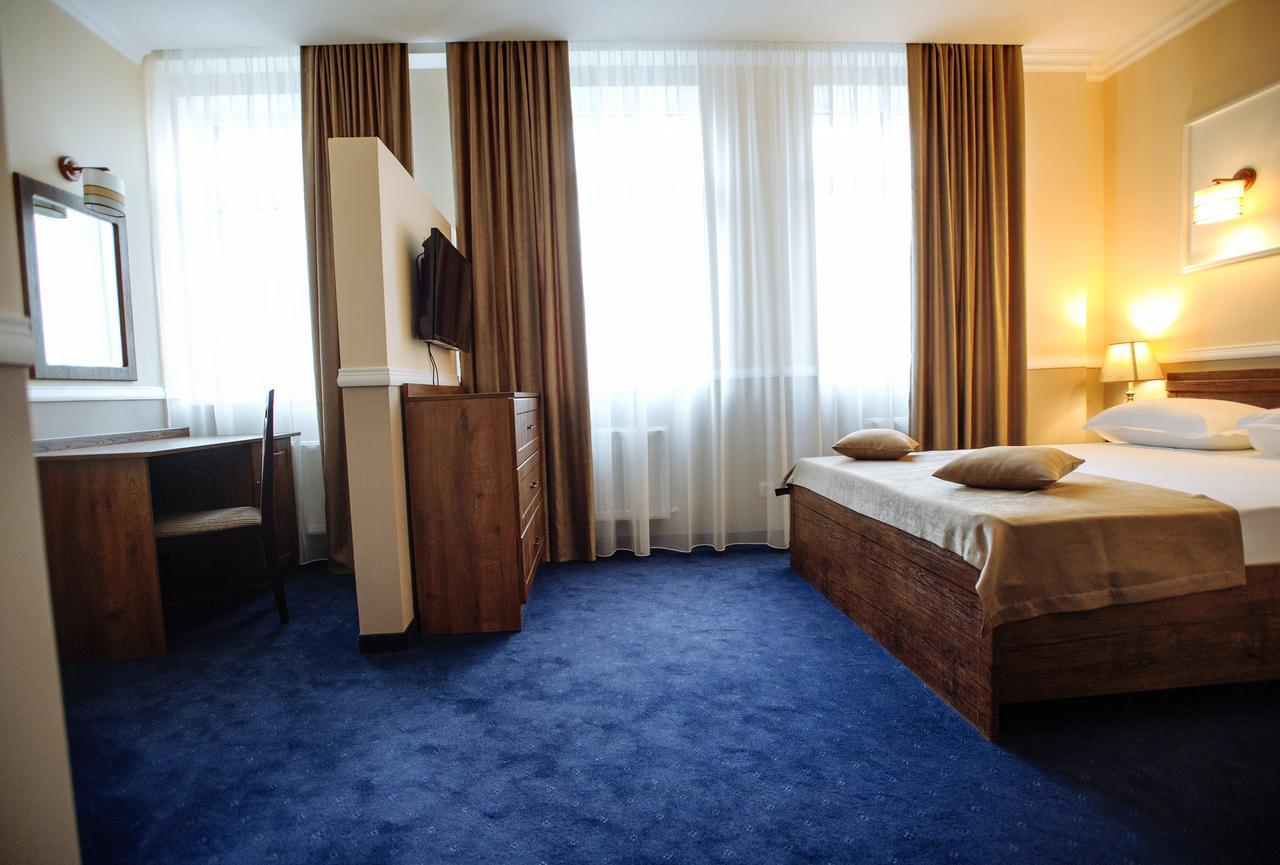 Astoria Hotell Chisinau Eksteriør bilde