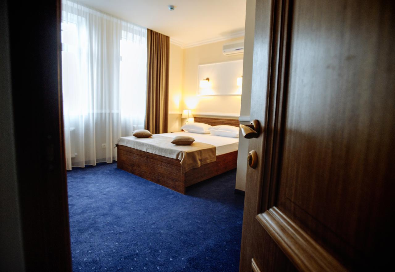 Astoria Hotell Chisinau Eksteriør bilde