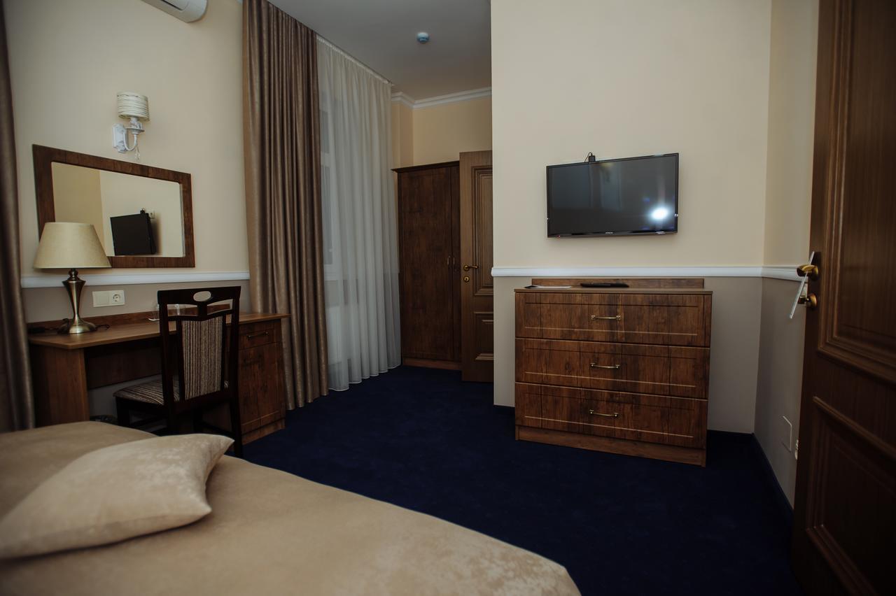 Astoria Hotell Chisinau Eksteriør bilde